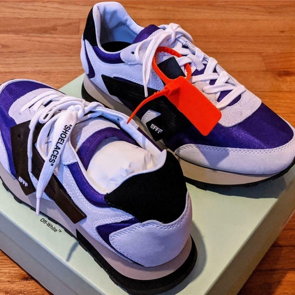Off-White Other - Mens Off-White HG Runner Arrow Sneakers